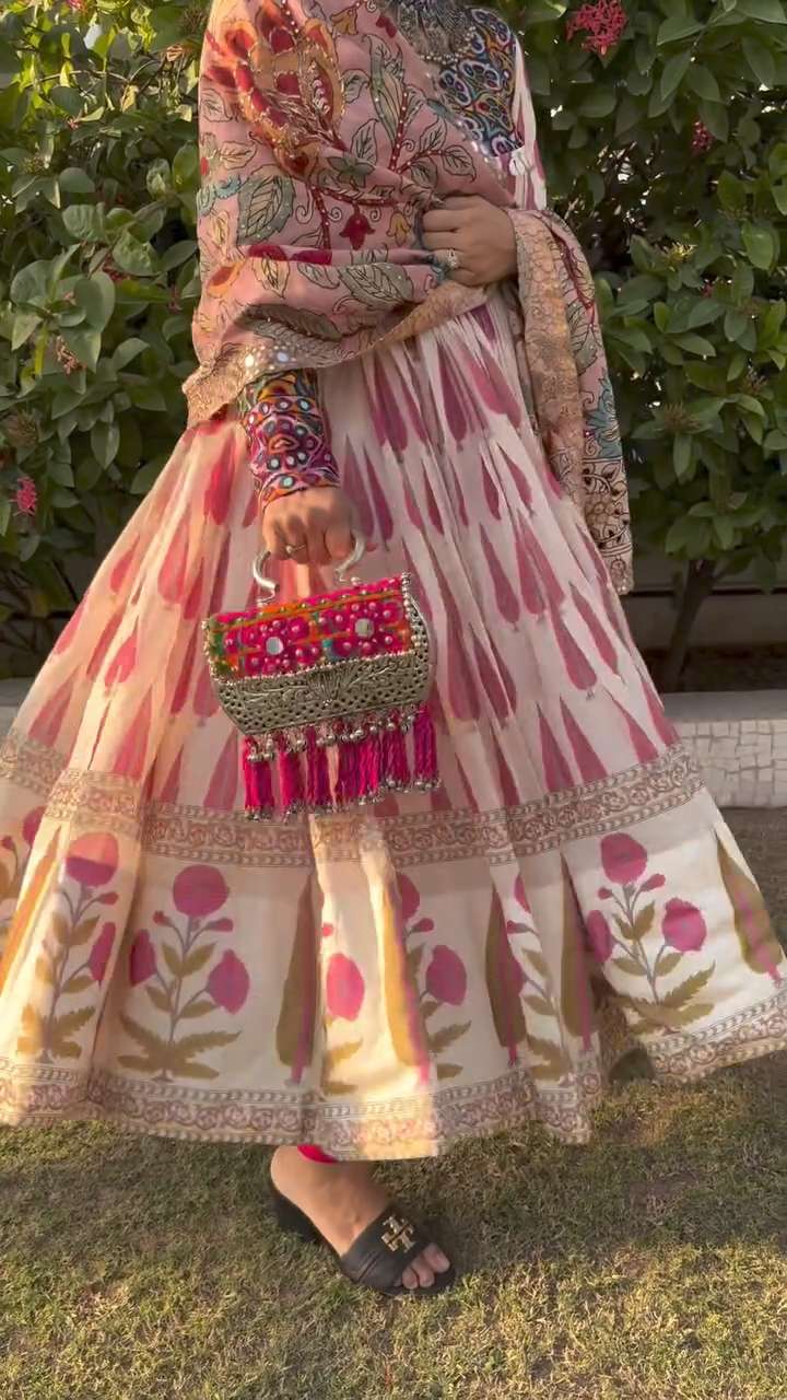 The Gulnaar Royale Bag