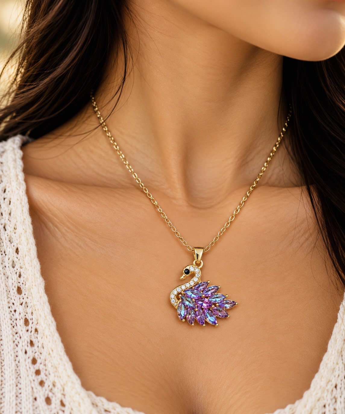 LAX_Royal Swan Pendant Necklace for Women
